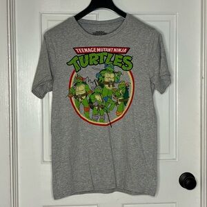 Teenage Mutant Ninja Turtles Gray T-Shirt - Medium
